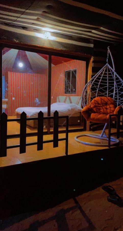 Nael Bedouin Luxury Camp וואדי רם מראה חיצוני תמונה