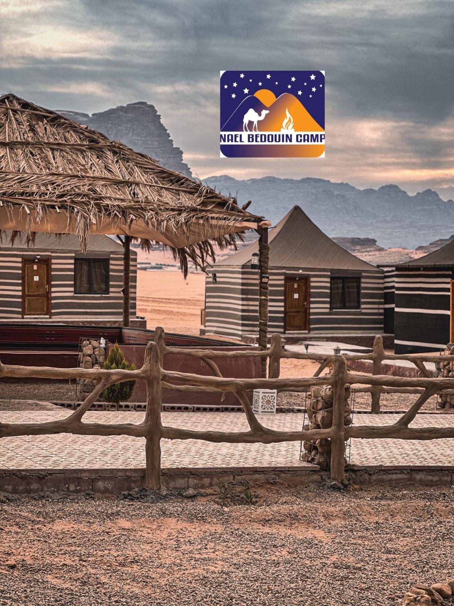 Nael Bedouin Luxury Camp וואדי רם מראה חיצוני תמונה
