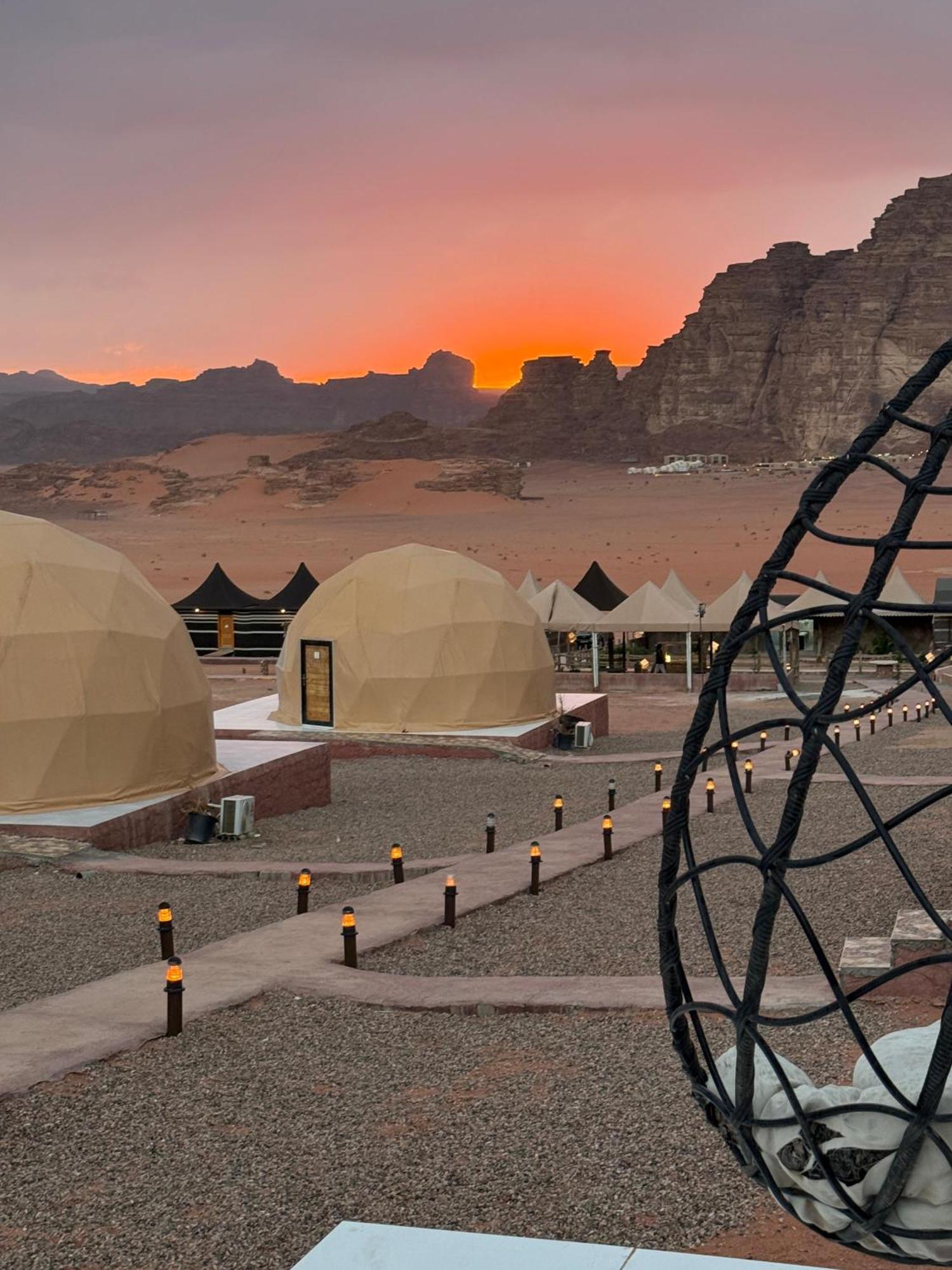 Nael Bedouin Luxury Camp וואדי רם מראה חיצוני תמונה